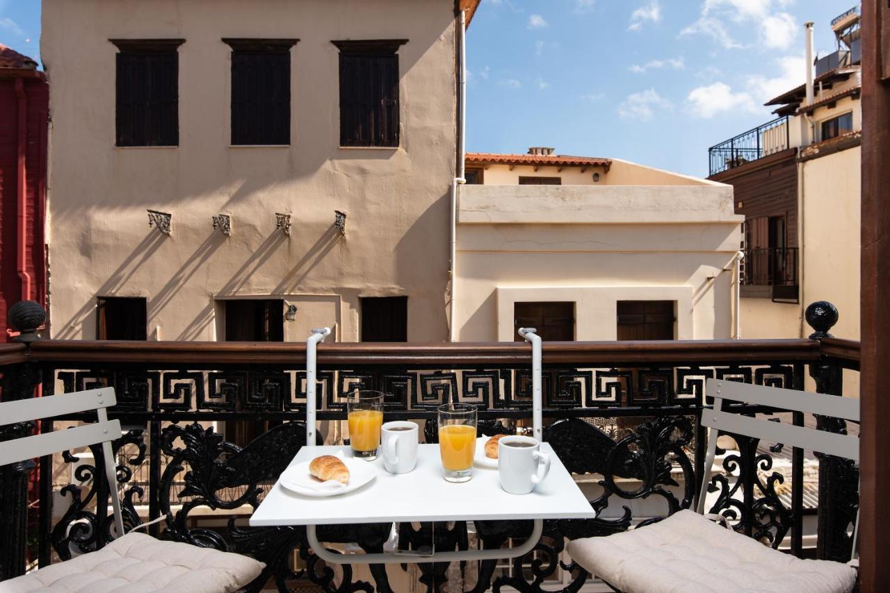 Favela Living Space Chrissi Akti Chania Exterior foto