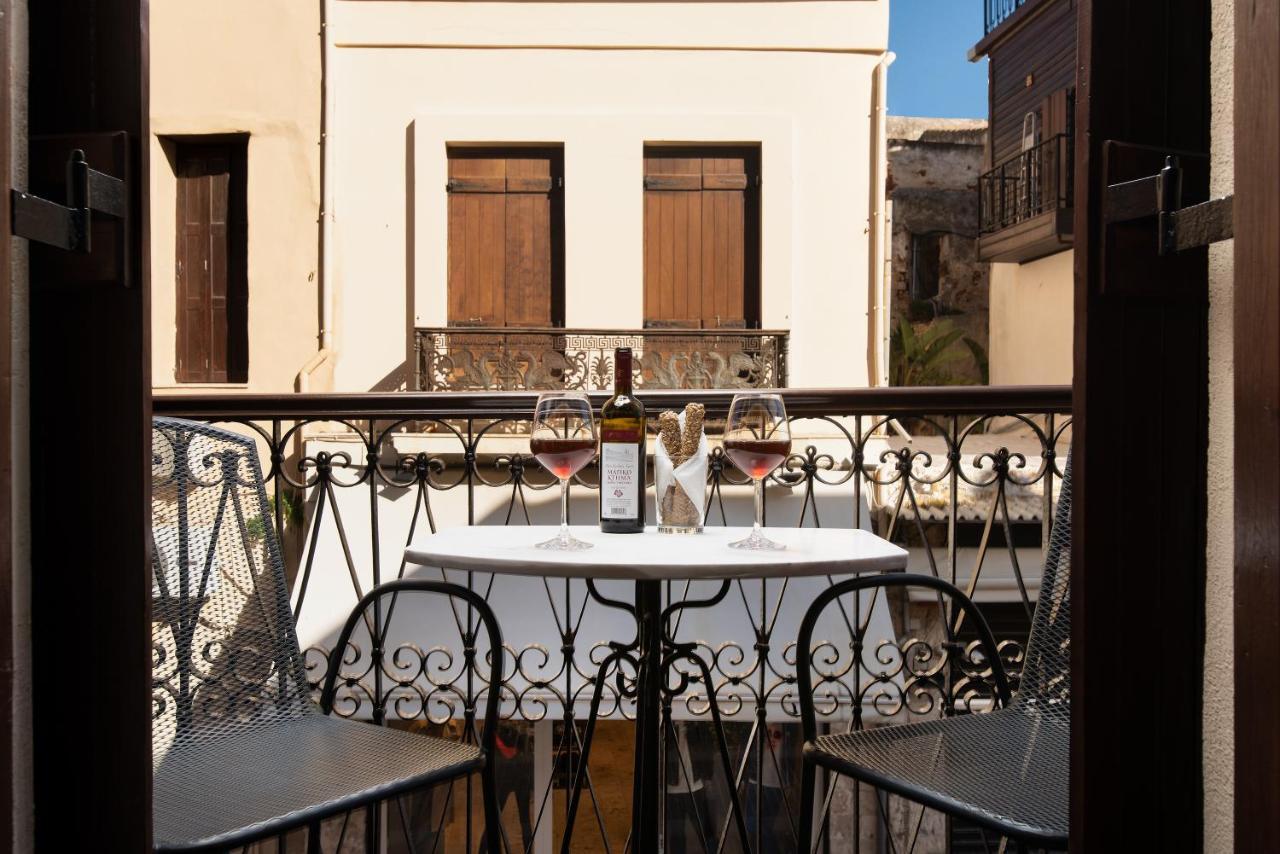 Favela Living Space Chrissi Akti Chania Exterior foto