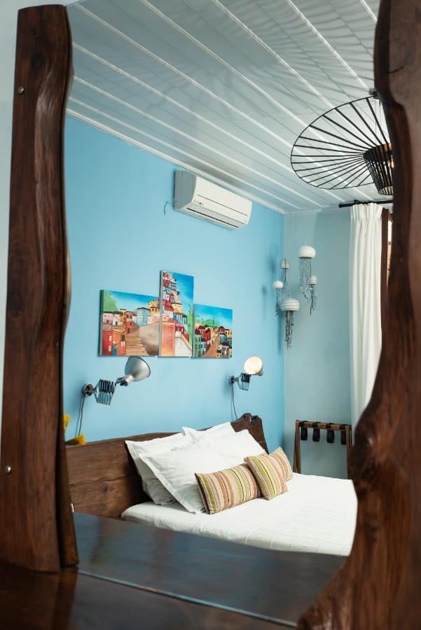 Favela Living Space Chrissi Akti Chania Exterior foto